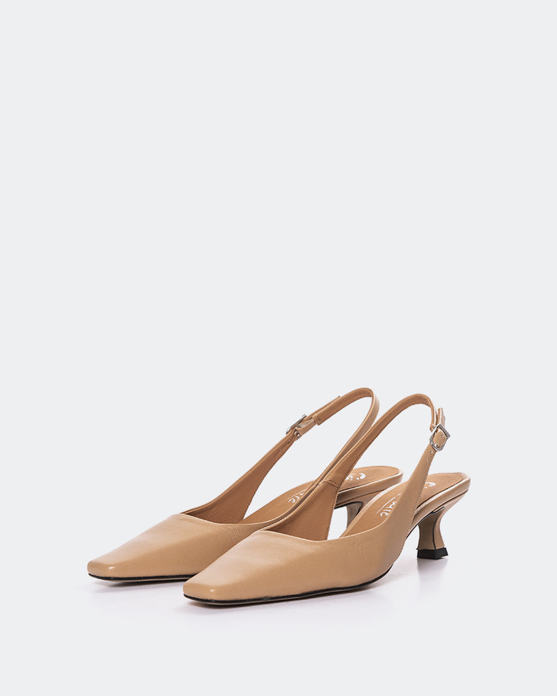 L'INTERVALLE Kowloon Women's Shoe Slingback Camel Leather