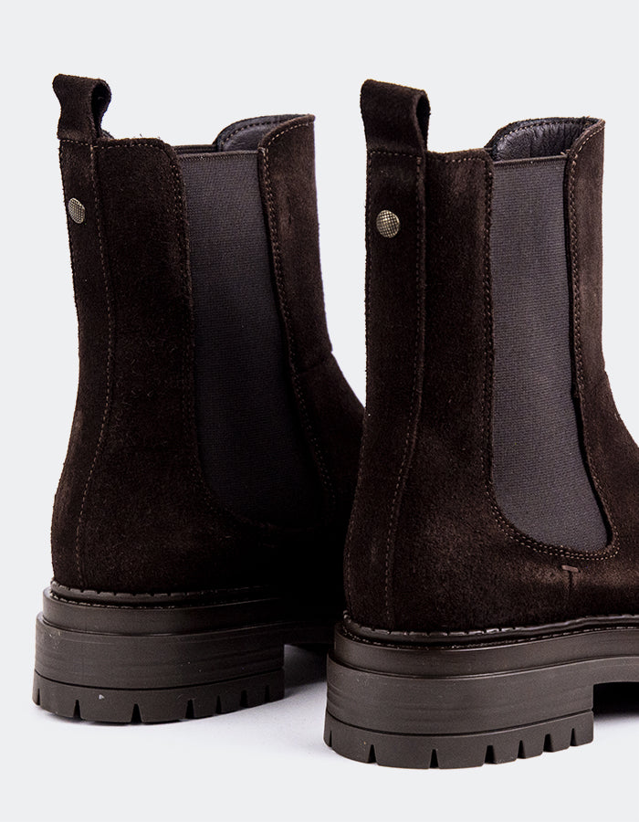 L'INTERVALLE Lavak Women's Chelsea Ankle Boots Chocolate Suede