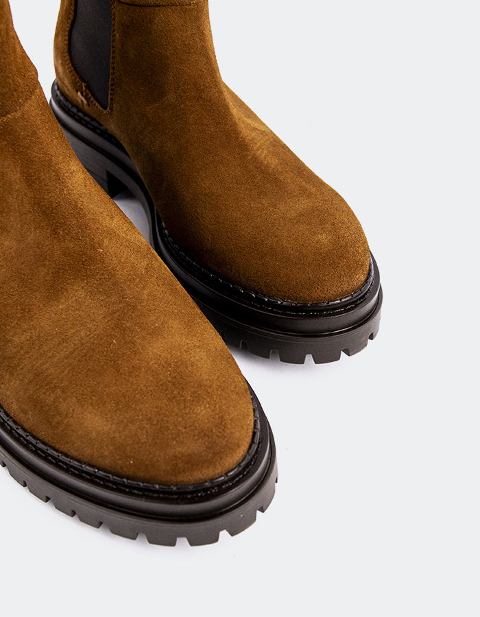 L'INTERVALLE Lavak Women's Chelsea Ankle Boots Tan Suede