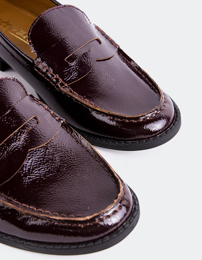 L'INTERVALLE Lettine Mocassins à pochettes pour femmes Bordeaux Naplack