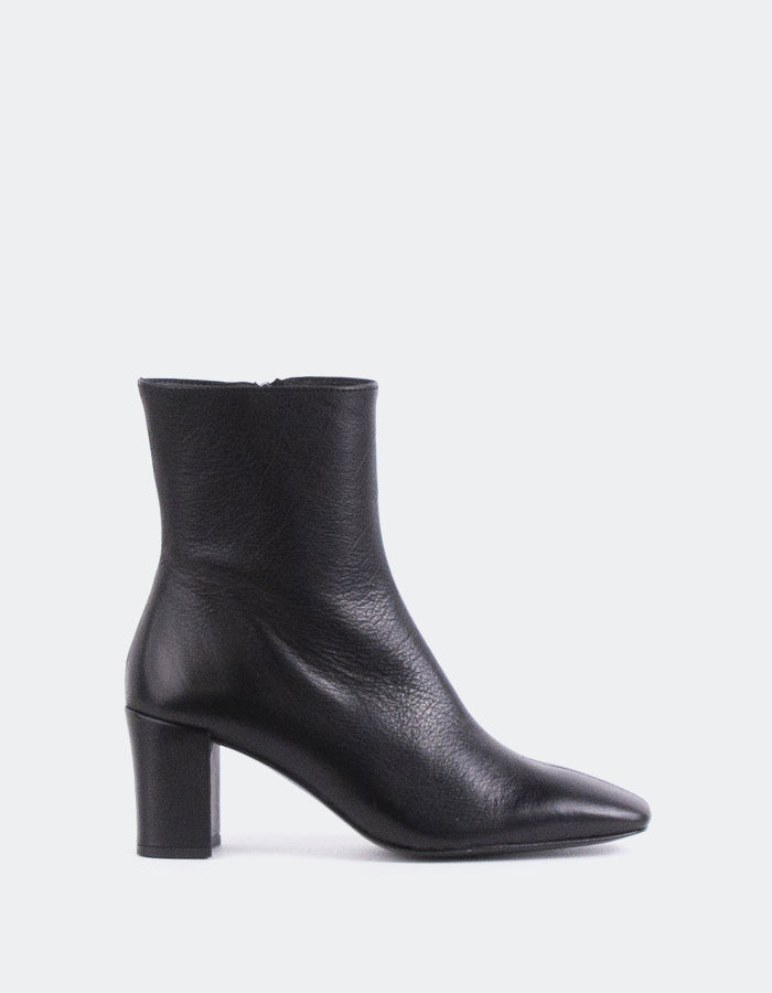 L'INTERVALLE Lioni Women's Ankle Boots Black Leather