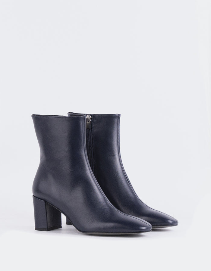 L'INTERVALLE Lioni Bottines pour femmes Cuir marine (7126288367696)