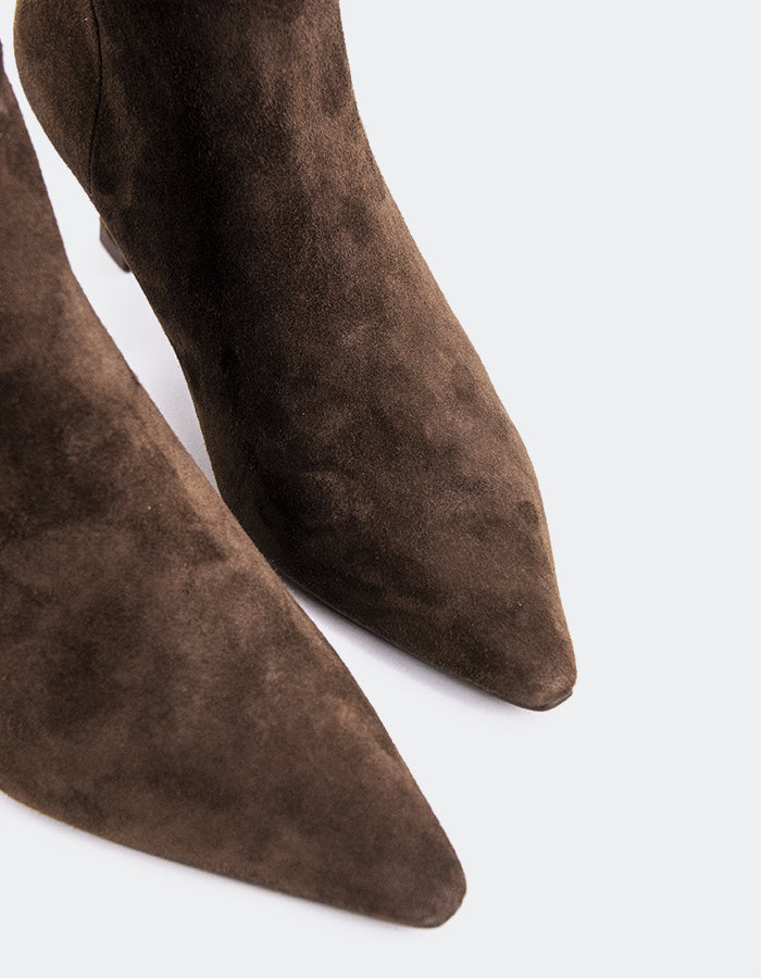 L'INTERVALLE Lorenzie Bottes hautes pour femmes Brun Suède