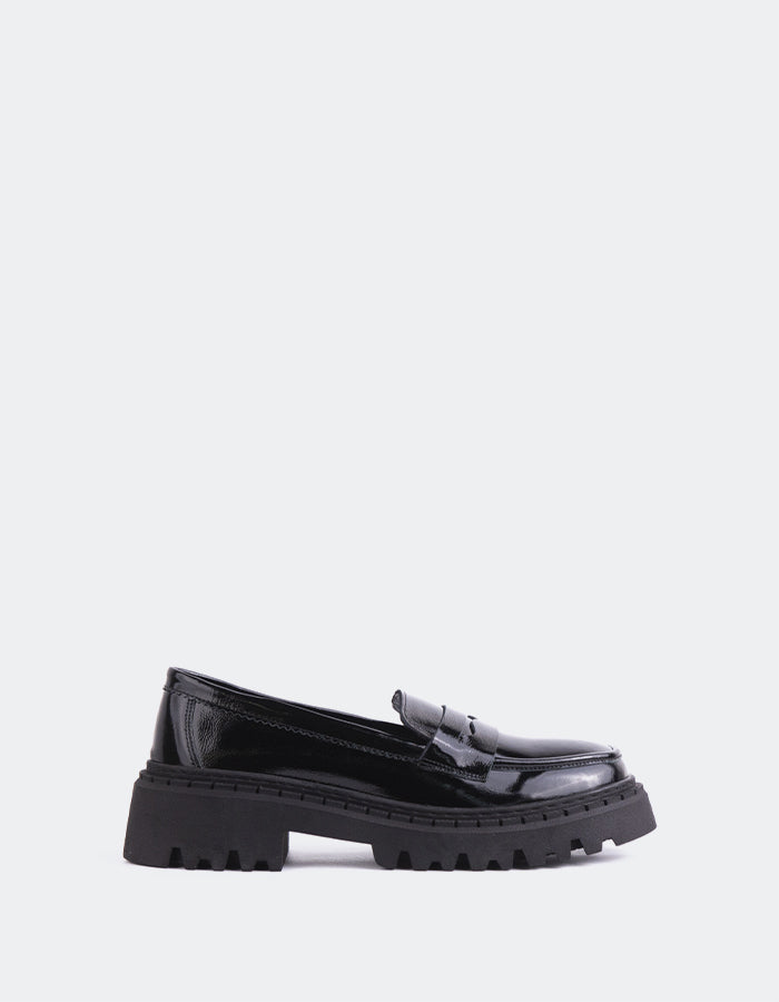 L'INTERVALLE Lydia Women's Penny Loafers Black Patent