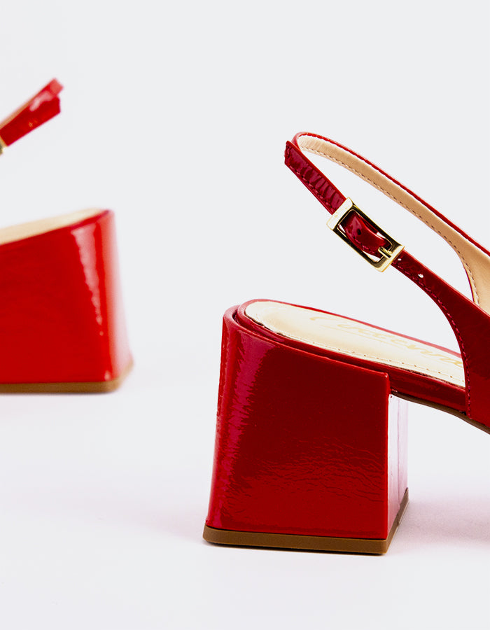 L'INTERVALLE Lysiah Femmes Escarpins à Bride Arrière Chaussures Off Rouge Naplack