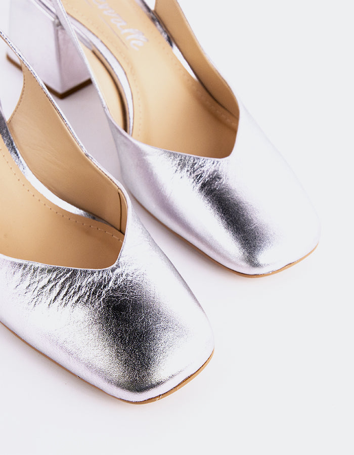 L'INTERVALLE Lysiah Femmes Escarpins à Bride Arrière Chaussures Cuir Argent