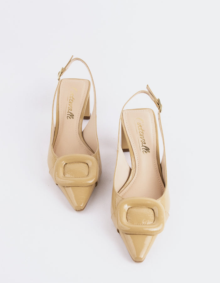 L'INTERVALLE Malina Femmes Escarpins à Bride Arrière Chaussure Chameau Naplack