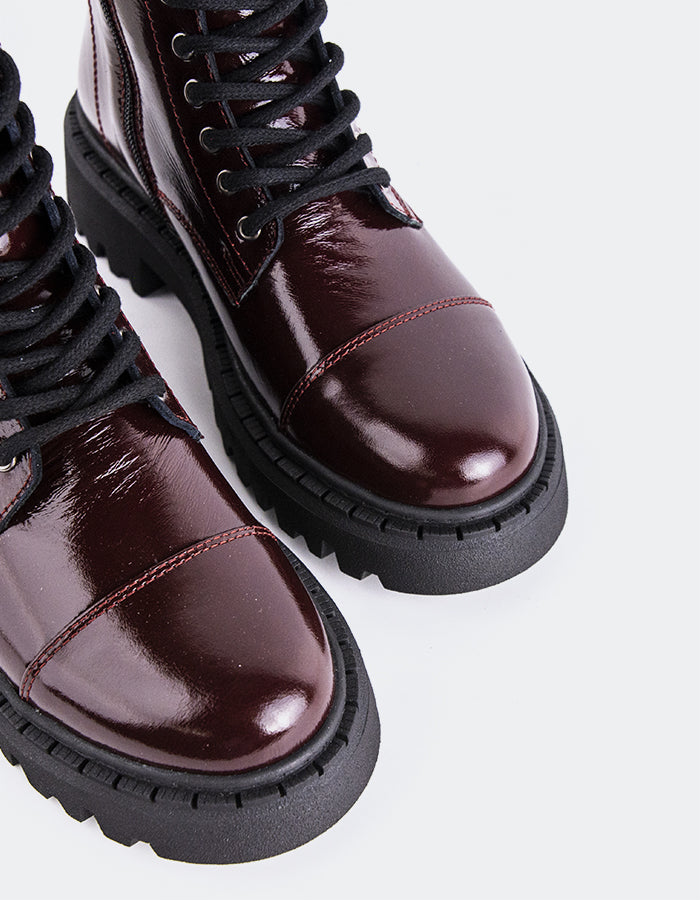 L'INTERVALLE Marieville Women's Ankle Boots Burgundy Patent