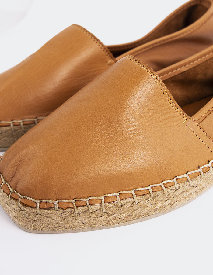 L'INTERVALLE Medusa Chaussures Espadrille pour femmes Ocre Cuir (7080612397136)