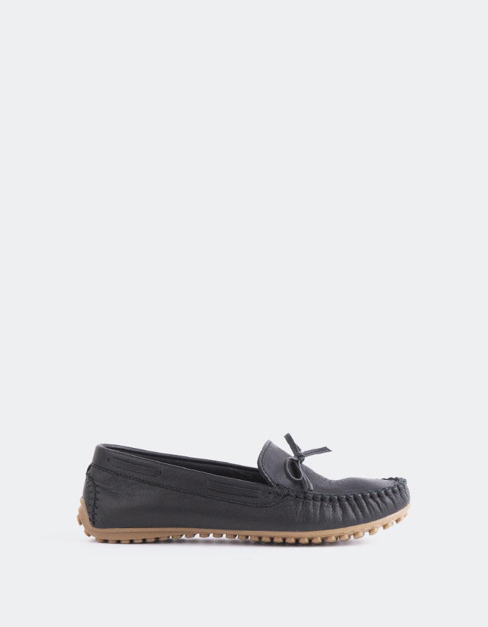 L'INTERVALLE Nhuna Femme Boat Chaussure Loafer Noir Cuir