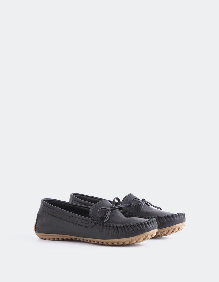 L'INTERVALLE Nhuna Femme Boat Chaussure Loafer Noir Cuir