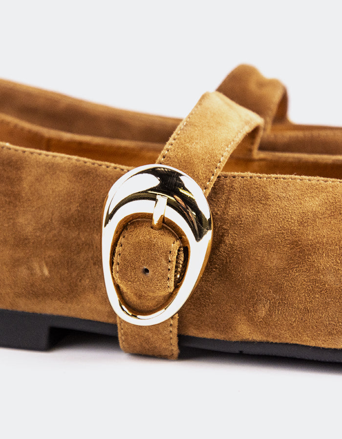 L'INTERVALLE Nikole Chaussures plates  Mary Jane pour femmesOcre Suède