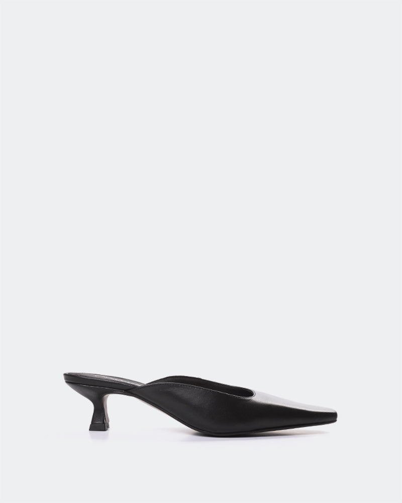 L'INTERVALLE Nostrand Women's Shoe Mid Heel Mule Black Leather