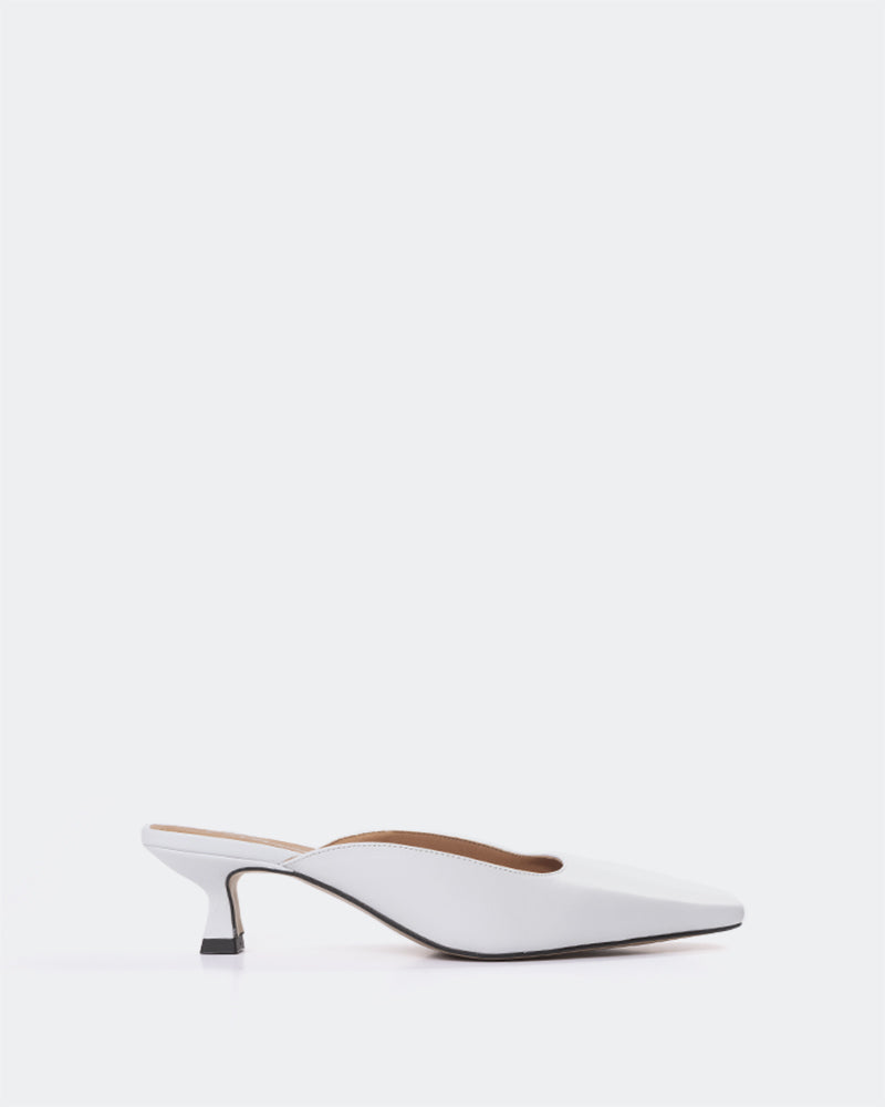 L'INTERVALLE Nostrand Women's Shoe Mid Heel Mule White Leather