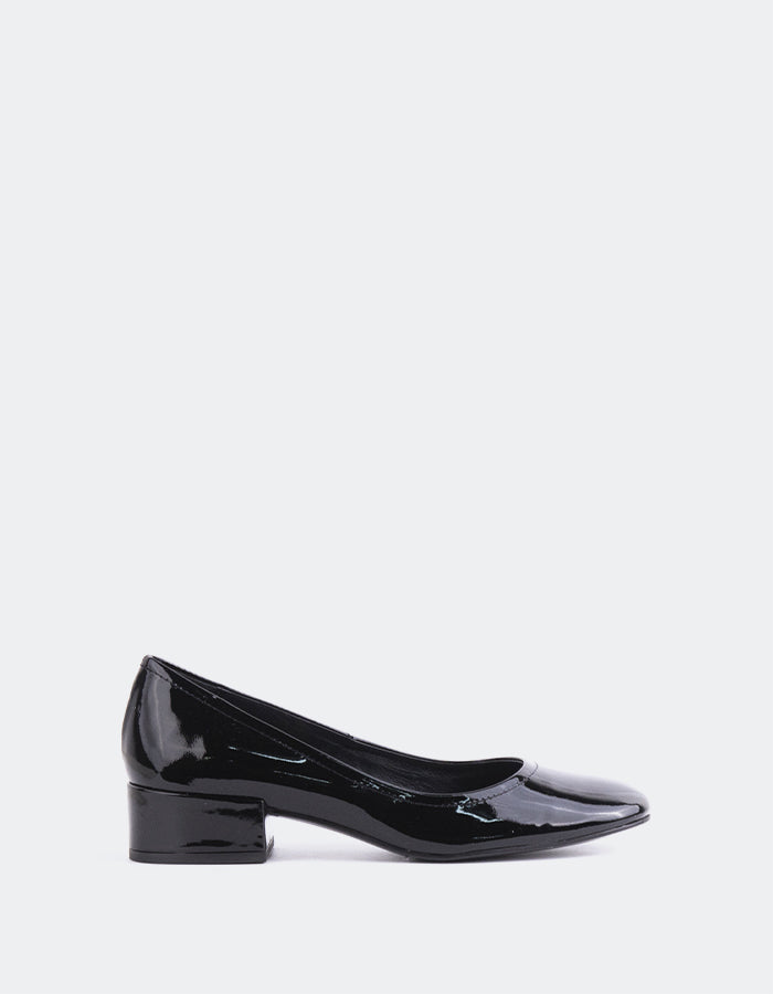 L'INTERVALLE Paisley Women's Pumps Black Patent