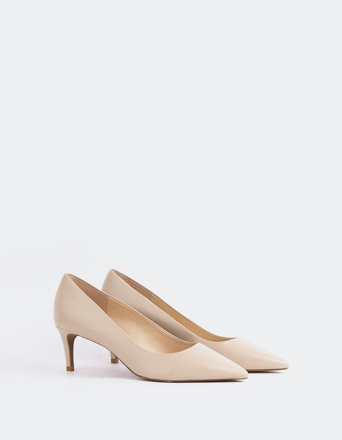 L'INTERVALLE Phlox Women's Kitten Heel Pumps Nude Leather

