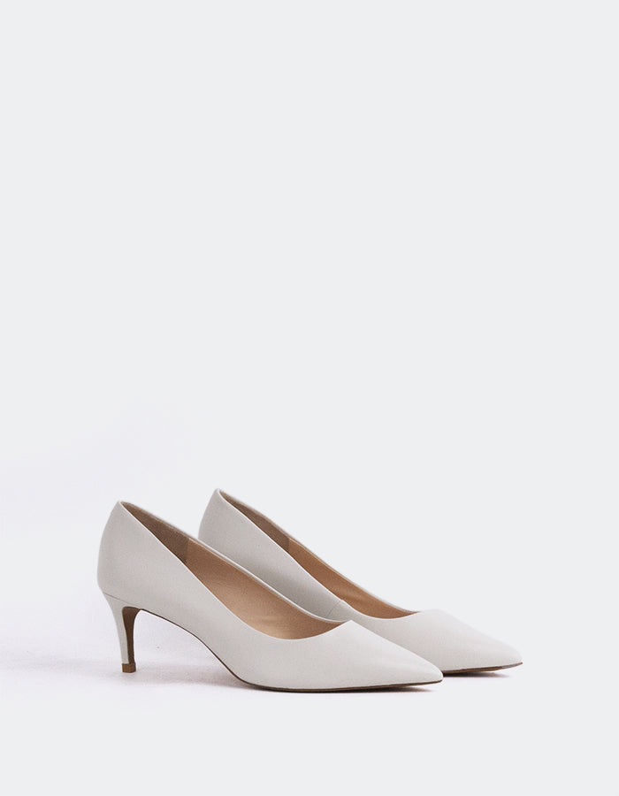 L'INTERVALLE Phlox Women's Kitten Heel Pumps Off White Leather