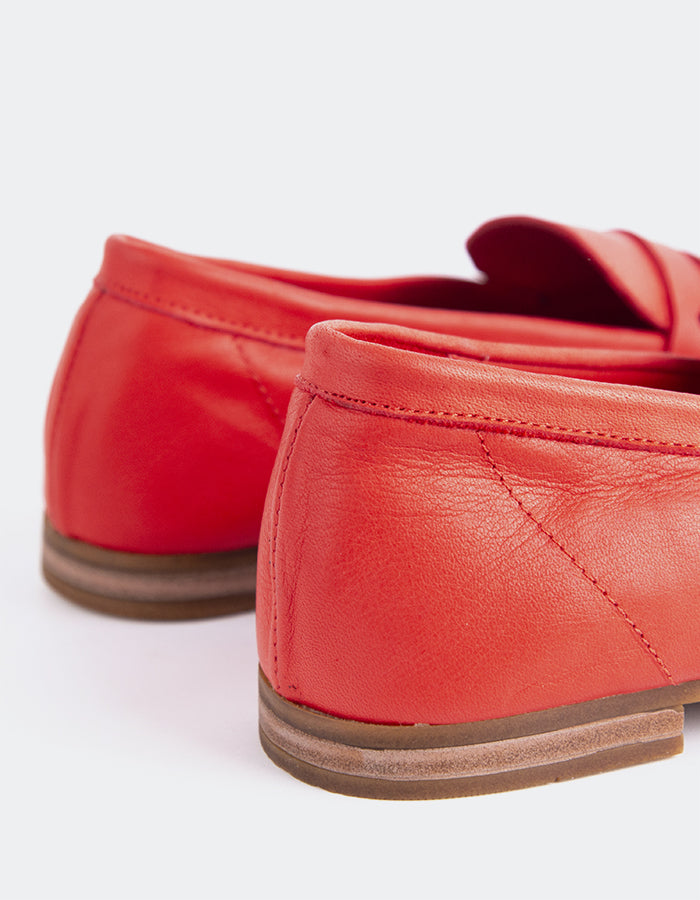 L'INTERVALLE Prism Loafer Femme Rouge Cuir