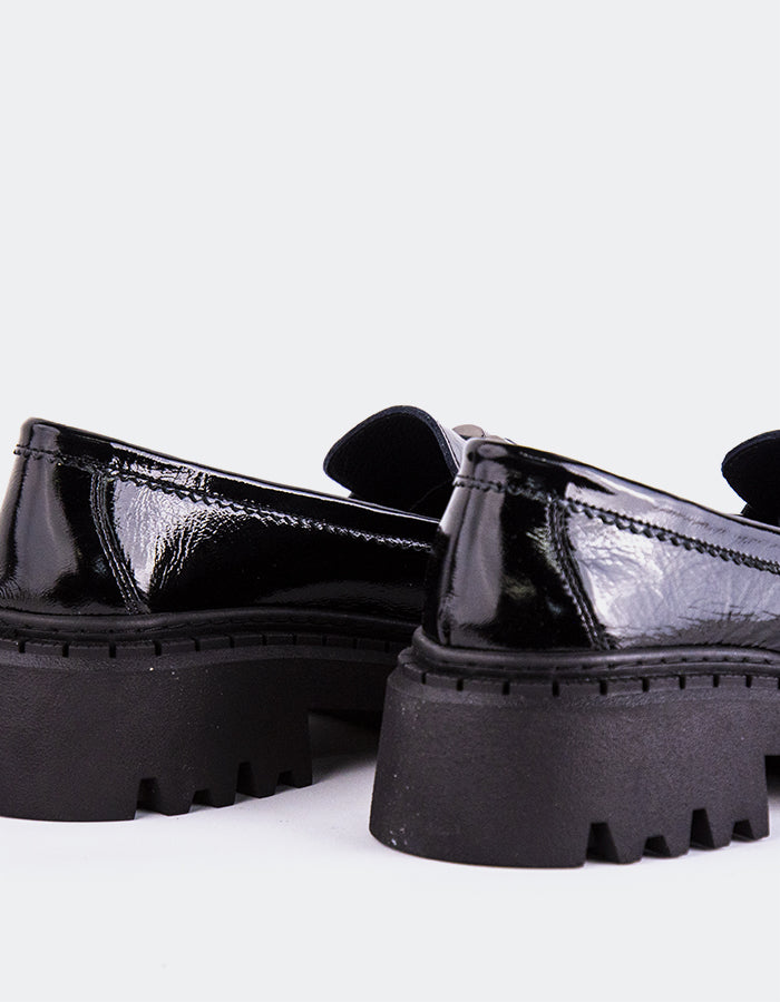 L'INTERVALLE Mocassins pour femme Rafferty Noir Verni