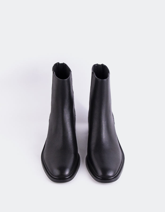 L'INTERVALLE Remie Bottines Chelsea pour femmes Cuir Noir