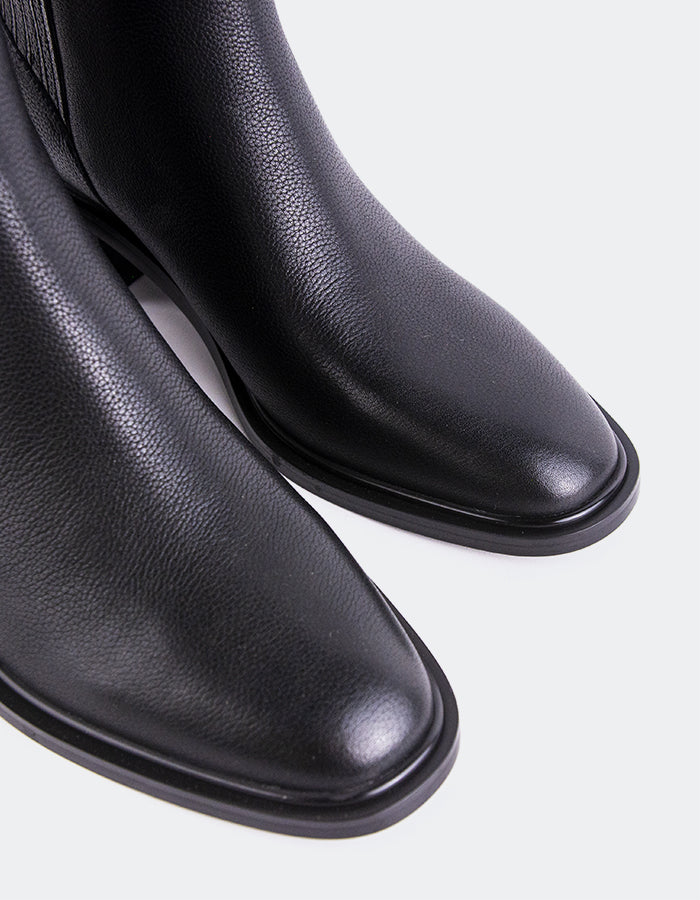L'INTERVALLE Remie Bottines Chelsea pour femmes Cuir Noir