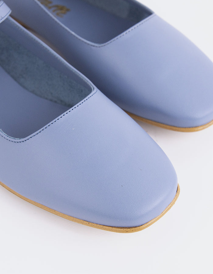 L'INTERVALLE Reubena Women's Mary Jane Shoes Blue Leather