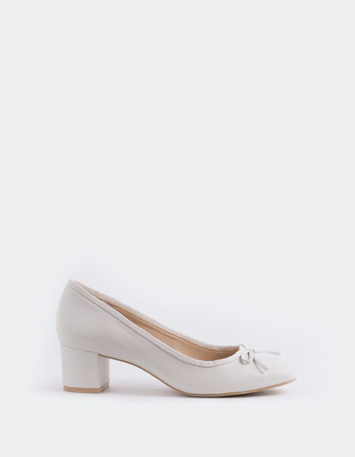 L'INTERVALLE Ruslan Women's Shoe Mid Heel Pumps White Leather