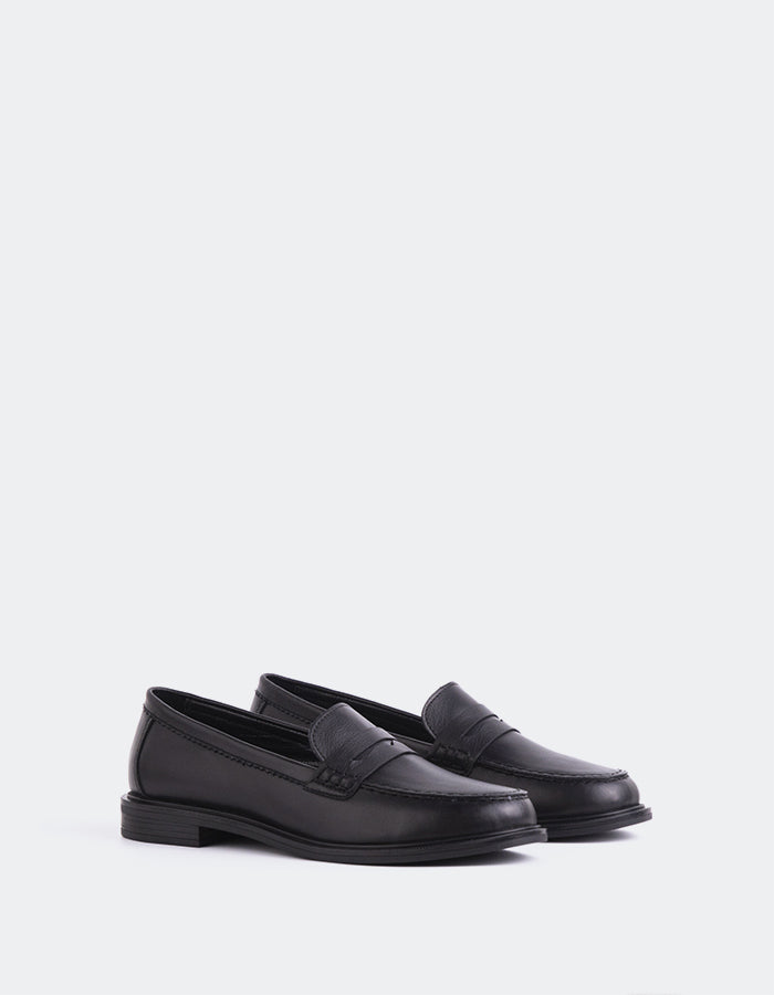 L'INTERVALLE Safiya Women's Penny Loafers Black Leather