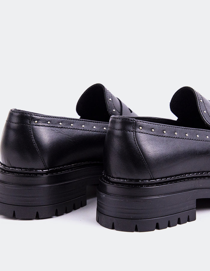 L'INTERVALLE Sagitta Women's Penny Loafers Black Leather