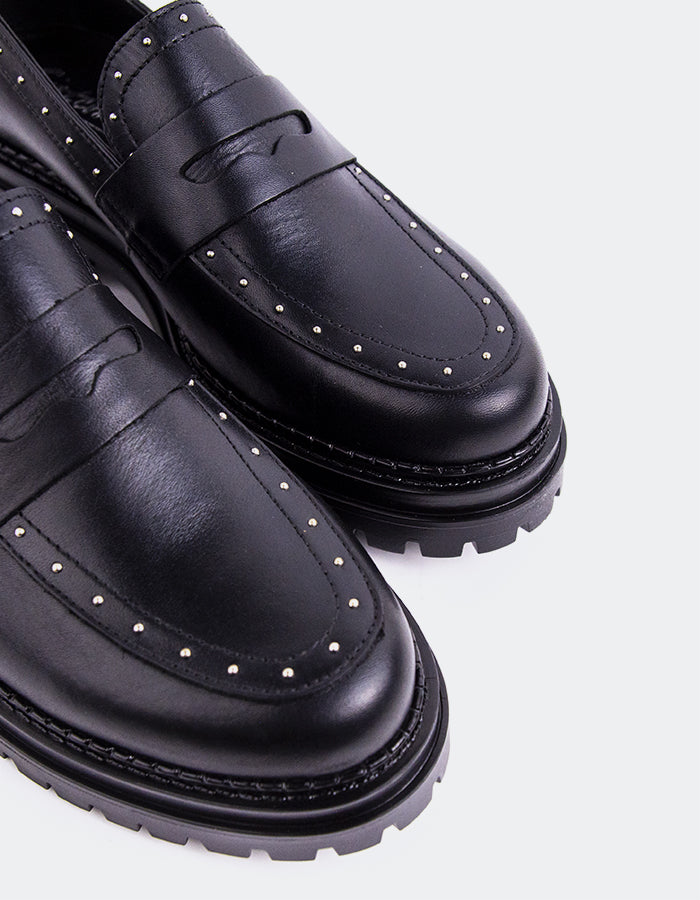 L'INTERVALLE Sagitta Women's Penny Loafers Black Leather