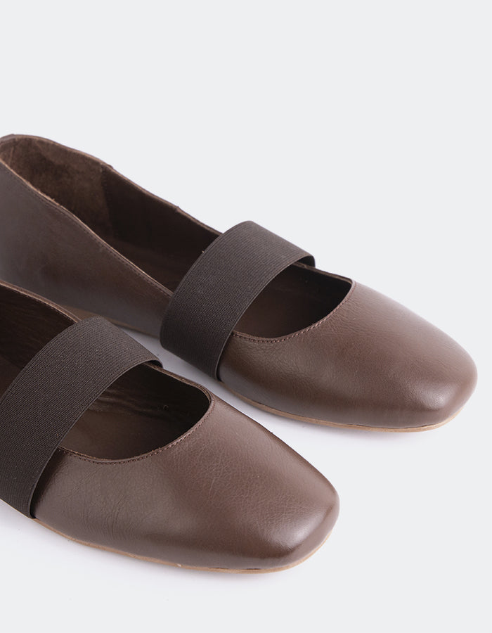 L'INTERVALLE Seraphina Chaussures de ballet pour femmes Brun Cuir