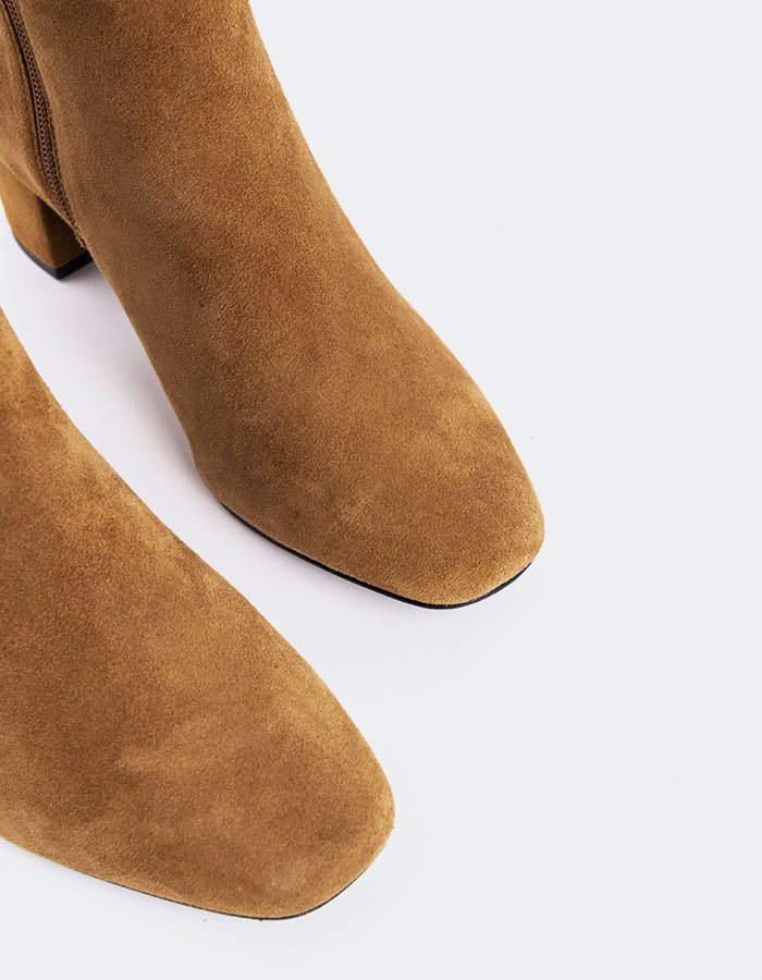 L'INTERVALLE Seth Women's Slouchy Tall Boots Tan Suede