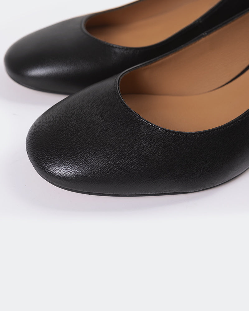 L'INTERVALLE Sheko Women's Shoe Mid Heel Pumps Black Leather
