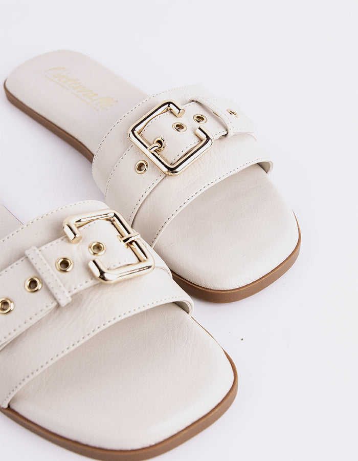 L'INTERVALLE Sherra Sandales plates pour femmes Blanc Cassé Cuir