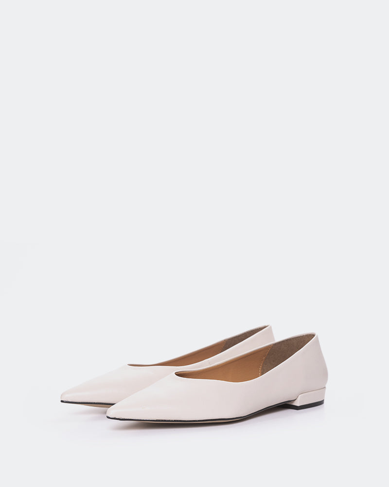L'INTERVALLE Shynnis Women's Shoe Pumps Off White Leather