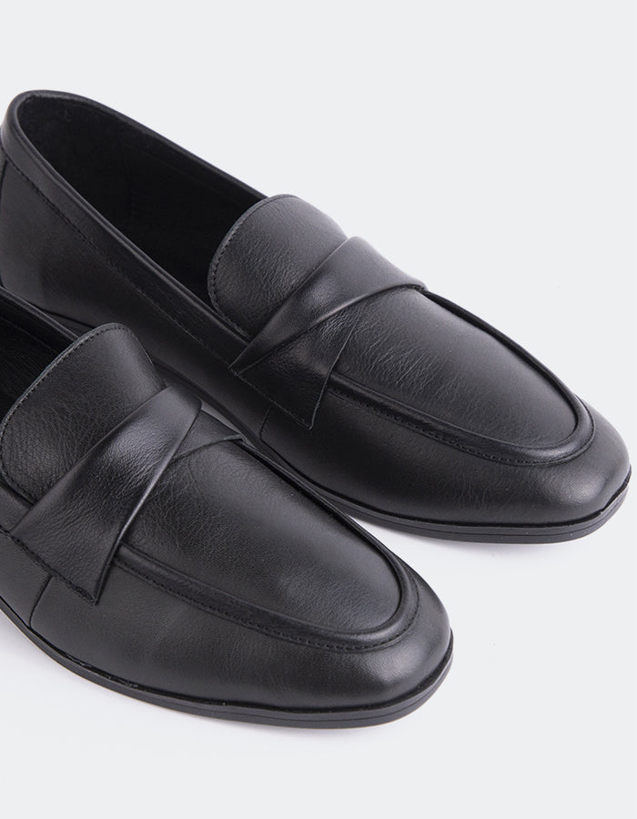 L'INTERVALLE Splice Mocassins pour femmes Noir Cuir