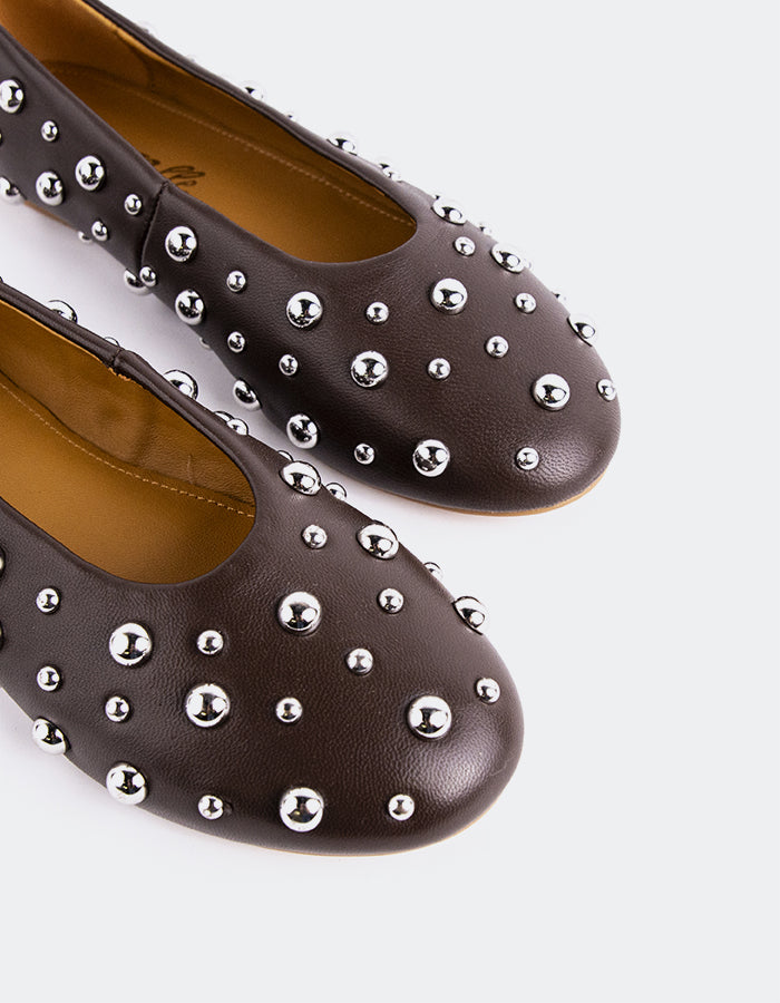 L'INTERVALLE Struga Femmes Ballet Chaussures plates Cuir Brun foncé