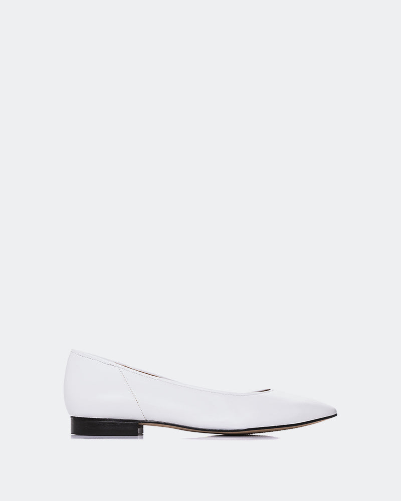 L'INTERVALLE Taipo Chaussures pour femmes Ballerine Cuir blanc