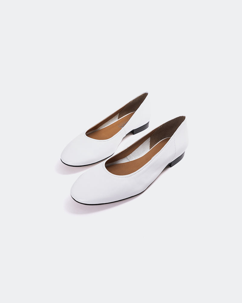 L'INTERVALLE Taipo Women's Shoe Ballerina White Leather