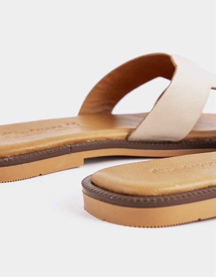 L'INTERVALLE Valmy Sandales plates pour femmes Cuir Nu