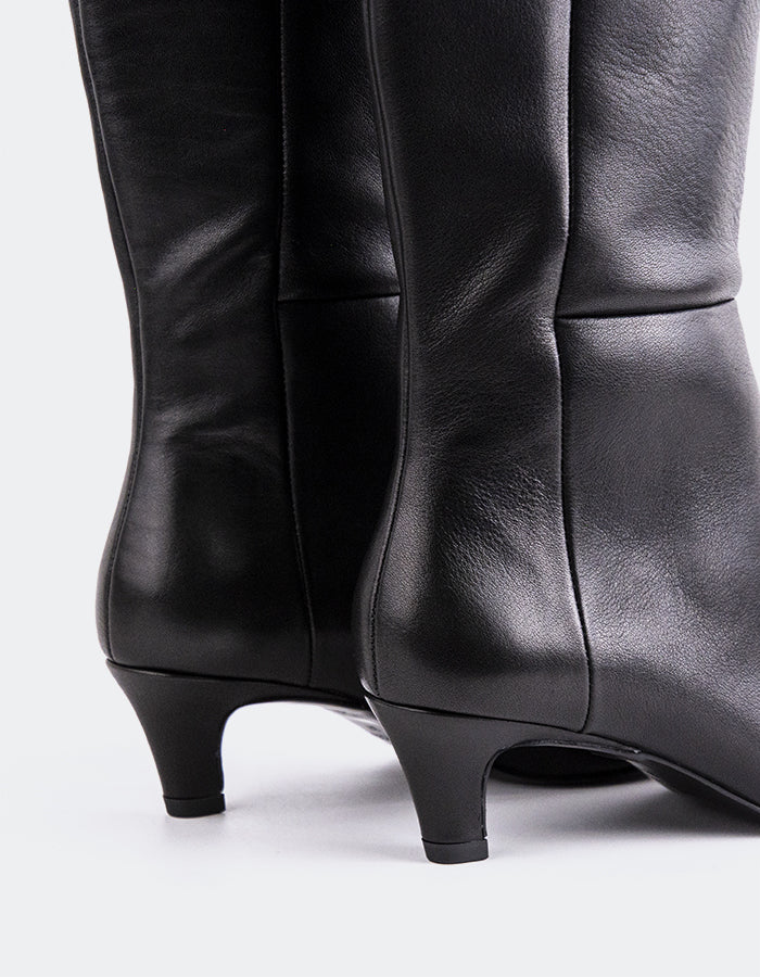 L'INTERVALLE Velletri Women's Kitten-Heel Tall Boots Black Leather