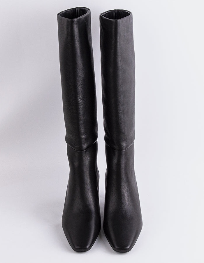 L'INTERVALLE Velletri Women's Kitten-Heel Tall Boots Black Leather