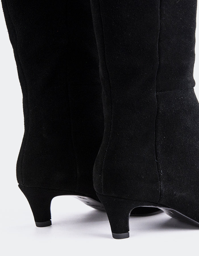 L'INTERVALLE Velletri Women's Kitten-Heel Tall Boots Black Suede
