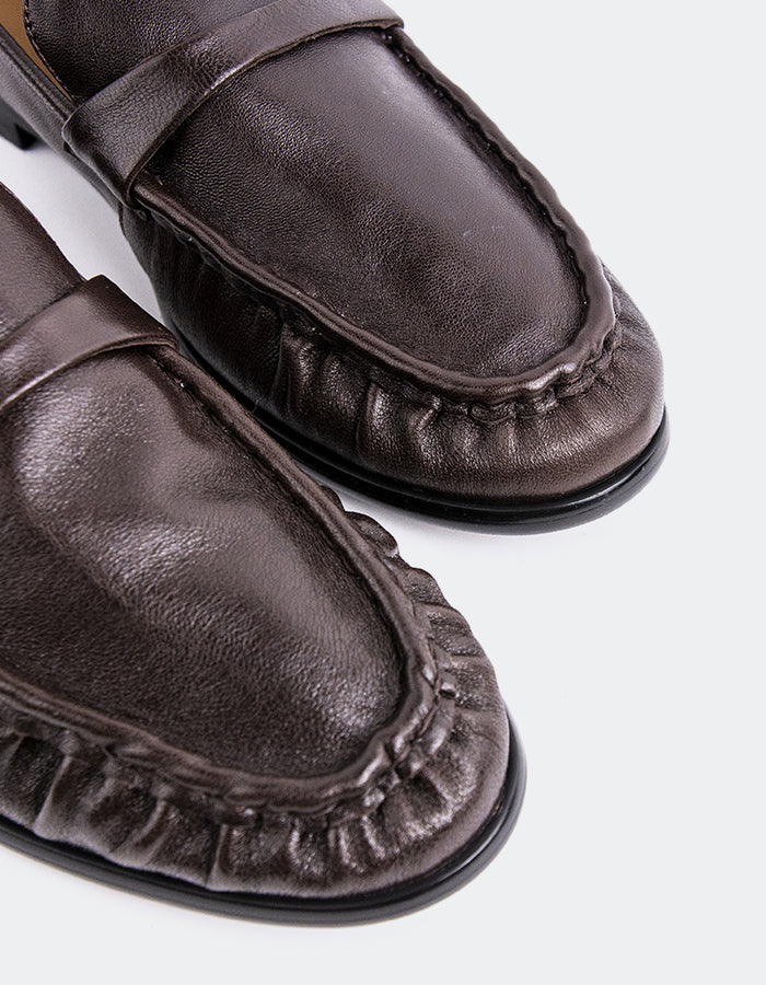 L'INTERVALLE Velika Mocassins pour femmes Brun