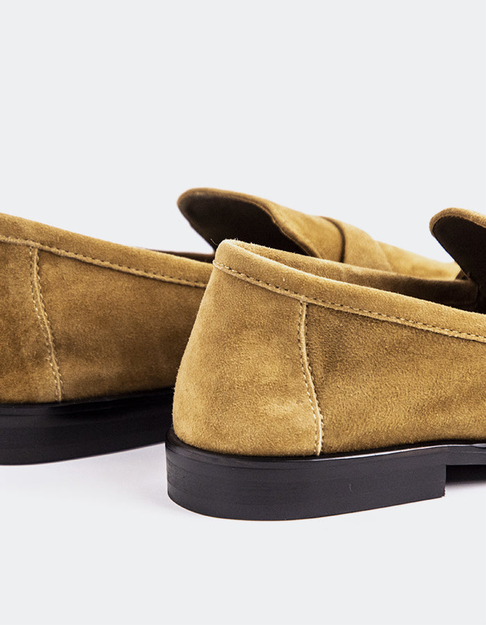 L'INTERVALLE Velika Mocassins pour femme Kaki Suède