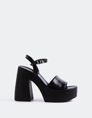 Veria Black Naplack - Black / 41 / Naplack