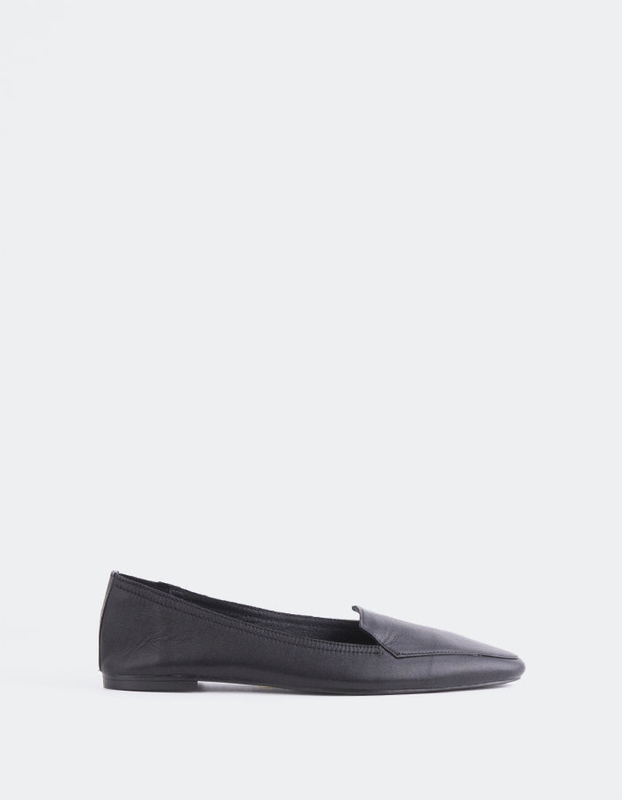 L'INTERVALLE Winkle Women's Slip-on Loafer Black Leather