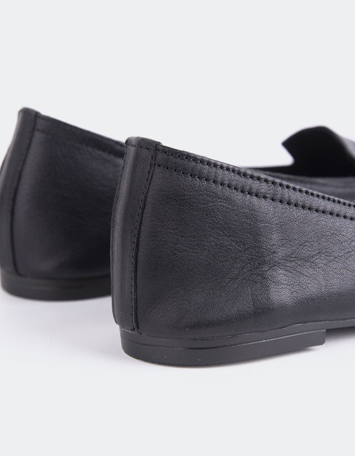 L'INTERVALLE Winkle Mocassins pour femmes Noir Cuir