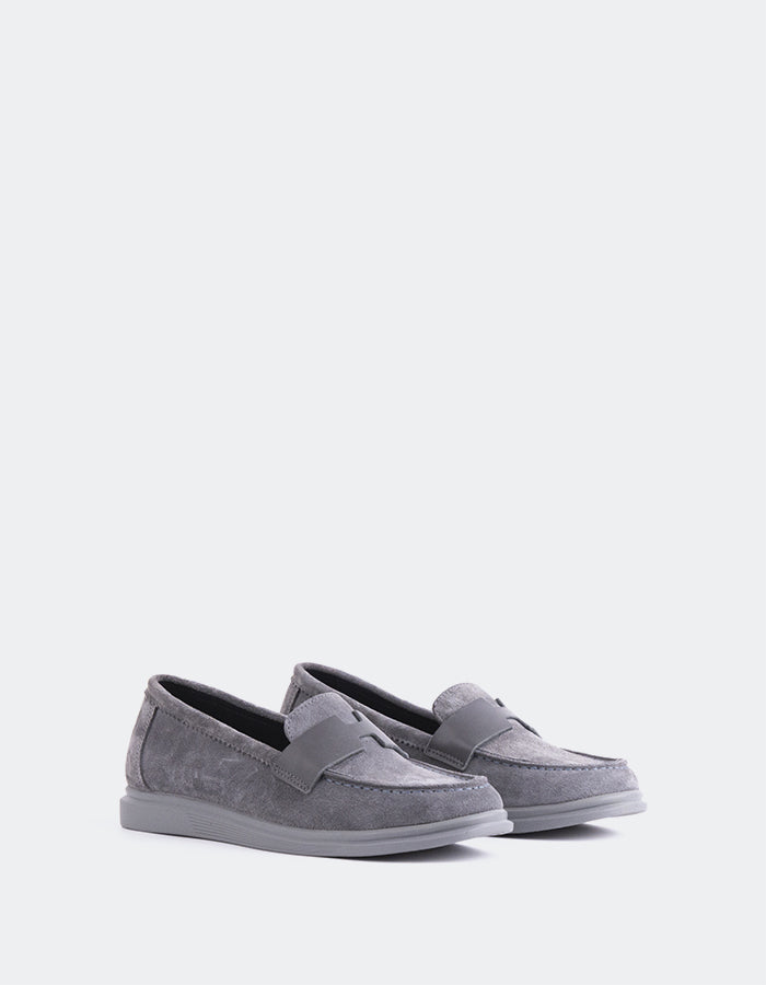 L'INTERVALLE Yasmin Women's Loafers Grey Suede