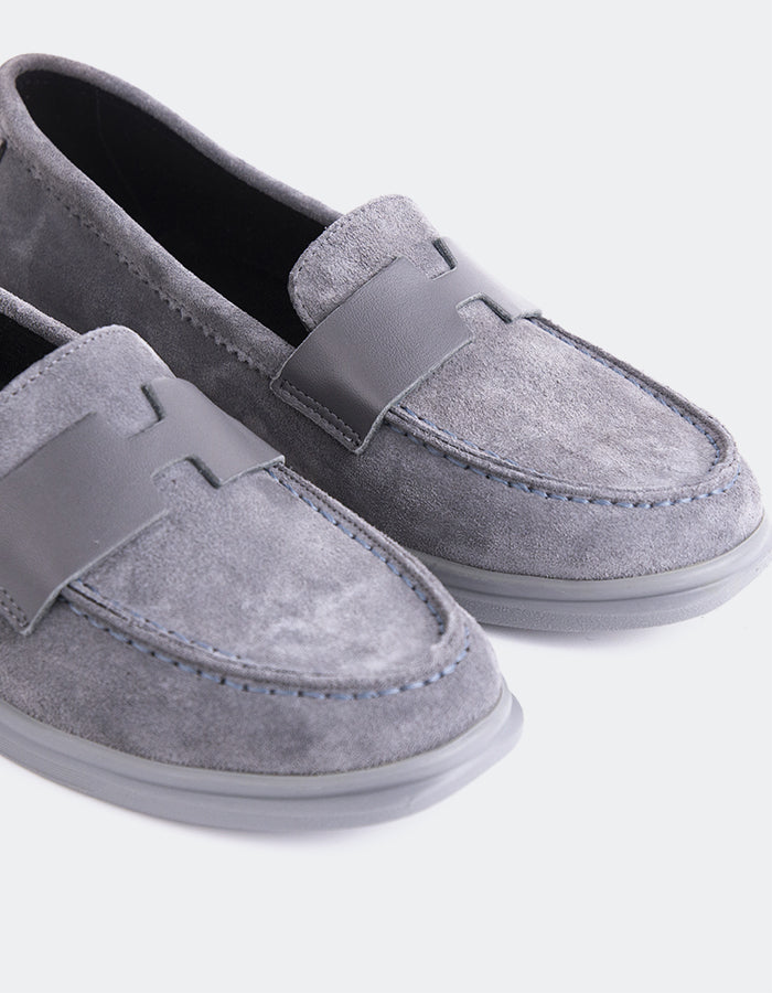 L'INTERVALLE Yasmin Women's Loafers Grey Suede